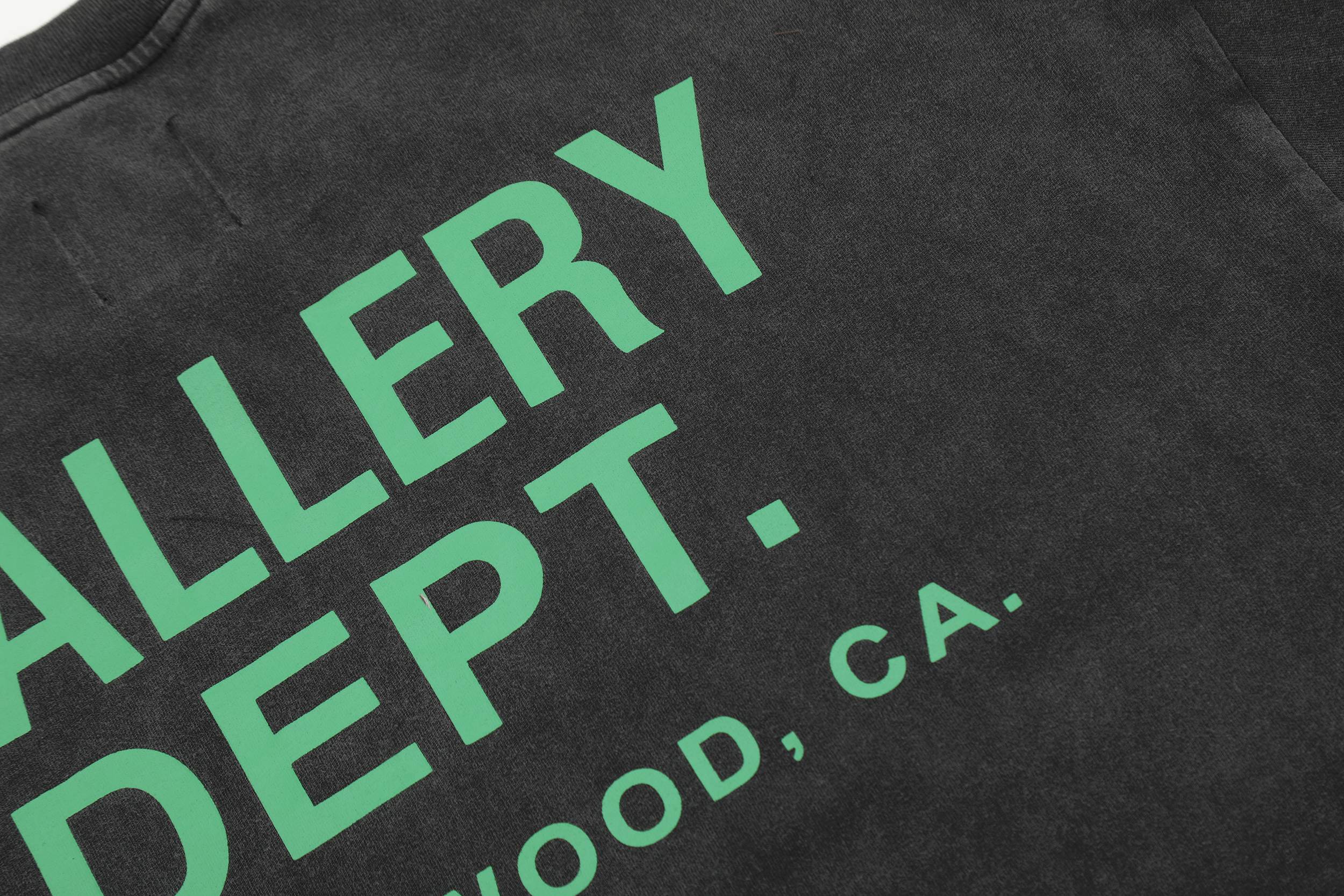 GALLERY DEPT New T-shirt D14